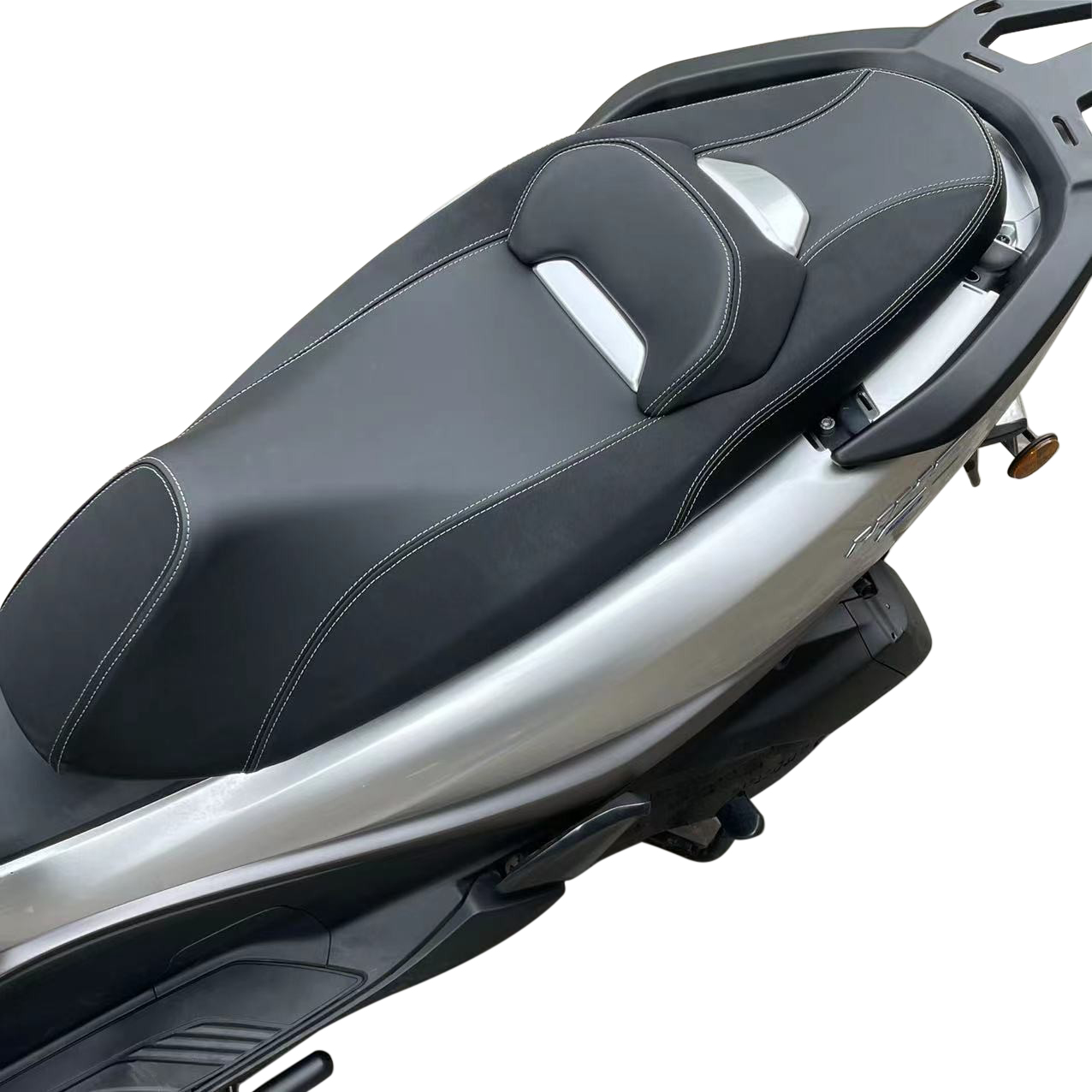 Modified Motorcycle UHR125 Sea - đánh giá và giá Leather Workbench